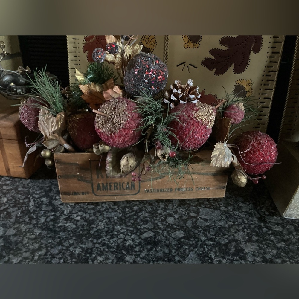 Vintage Wood Kraft Cheese box W/ Winter Floral Mix